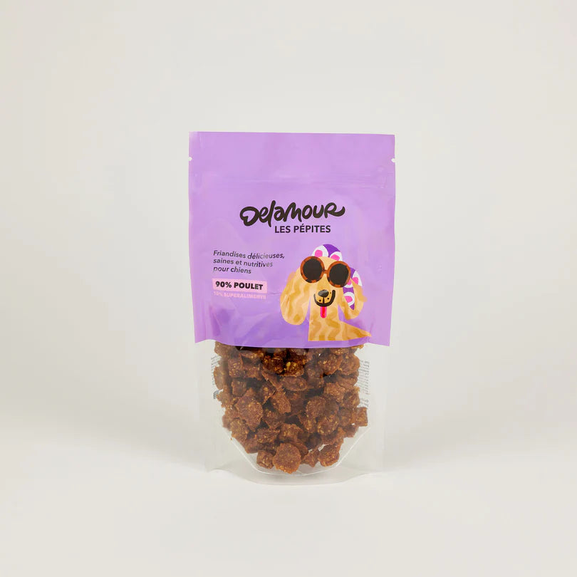 Delamour natūralūs skaniukai su vištiena, mėlynėmis ir spanguolėmis (150 g.)