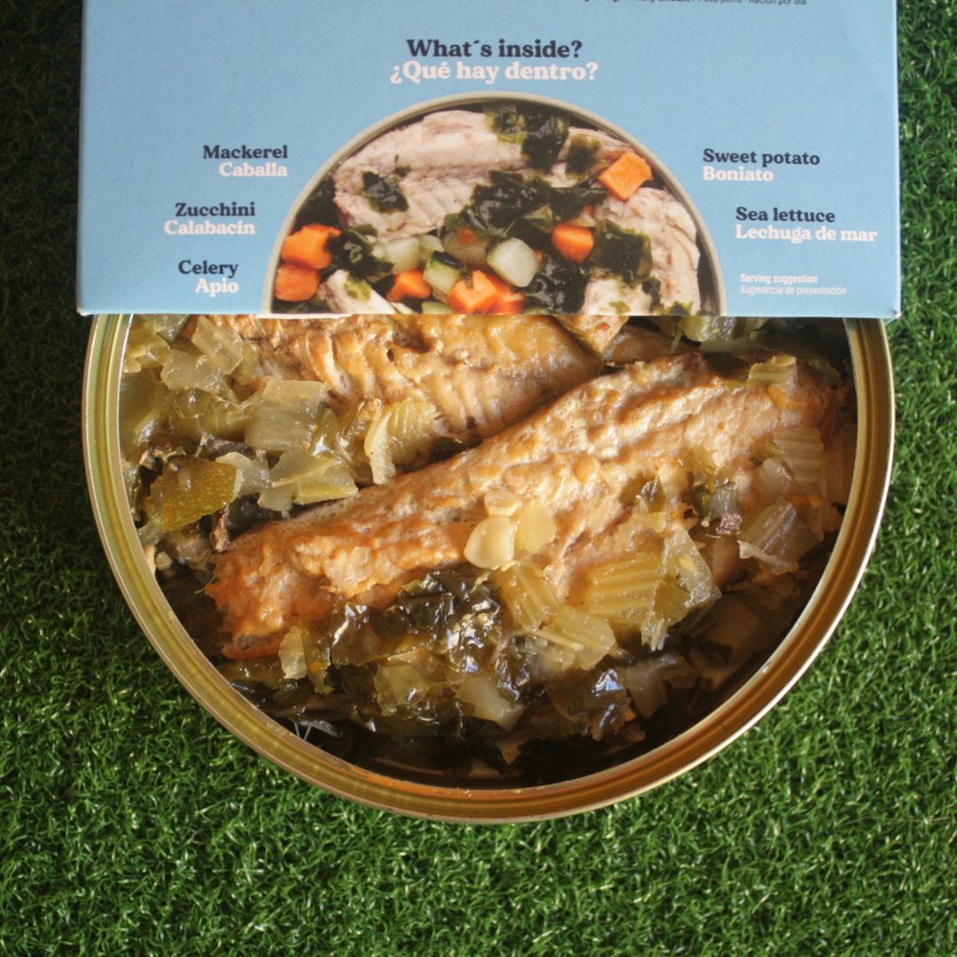 Canumi skumbrė su daržovėmis ir jūros salotomis (240 g.)