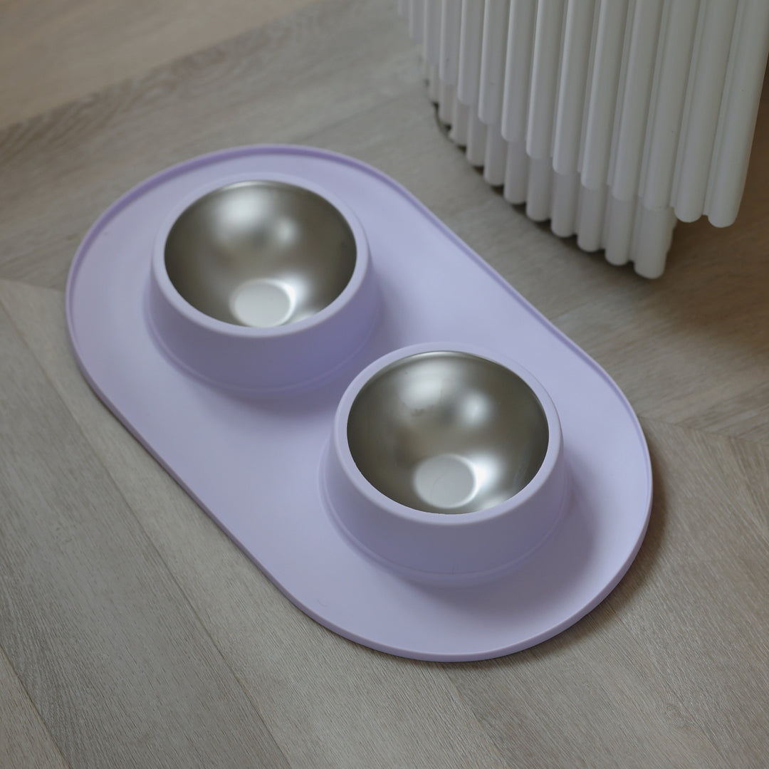 Bowls with silicone mat