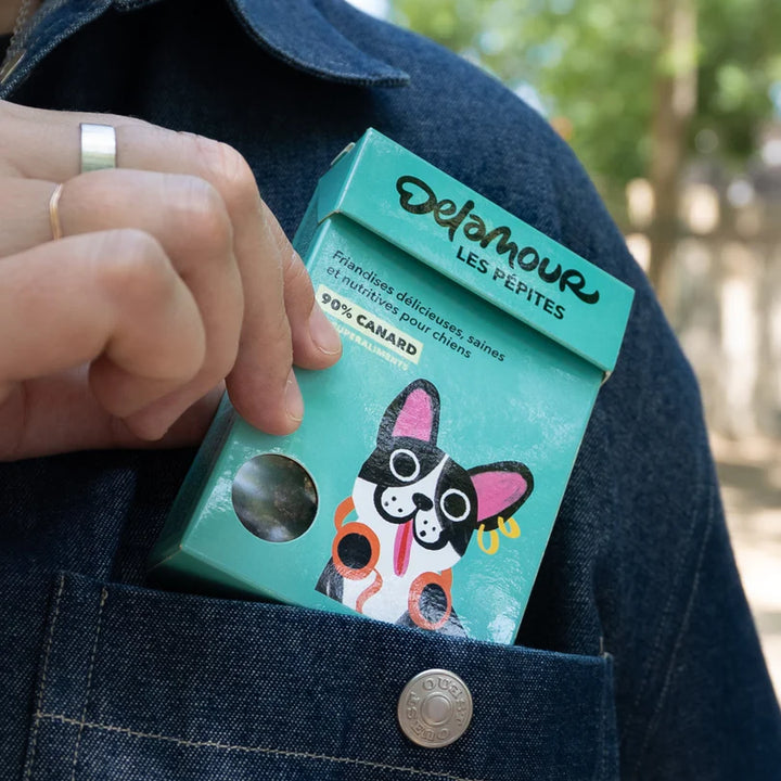 Delamour natūralūs skaniukai su antiena, abrikosais ir jūros dumbliais (75 g.)