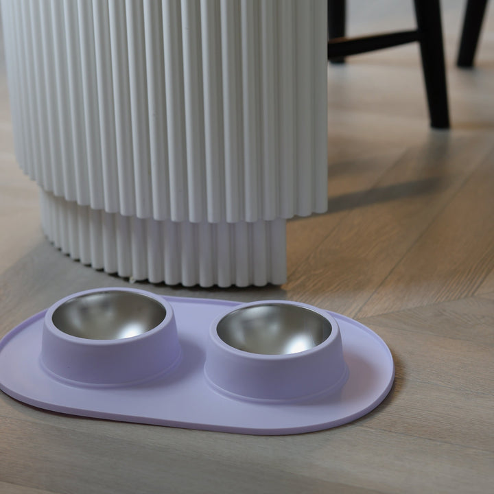 Bowls with silicone mat