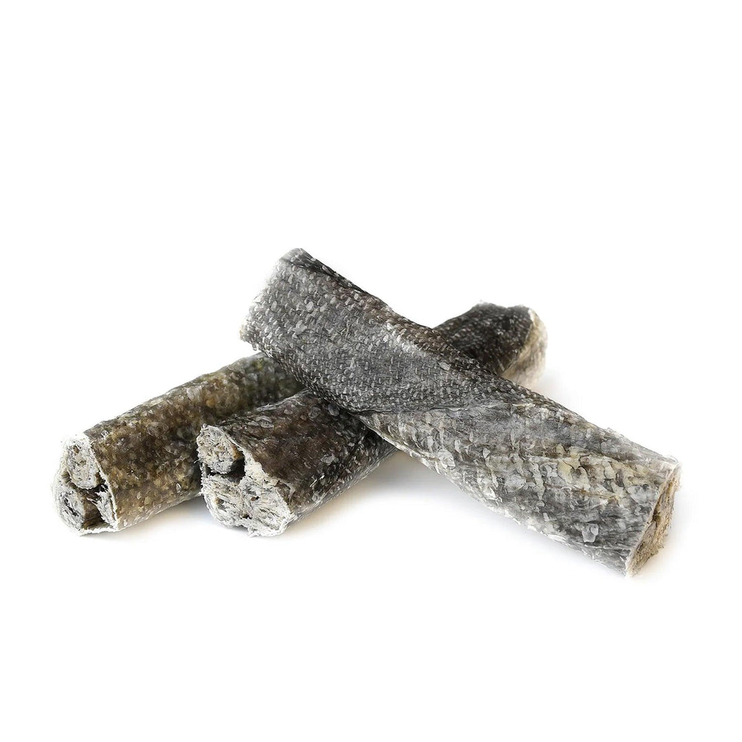 Sana Dog įdaryta menkės odos lazdelė (100 g.)